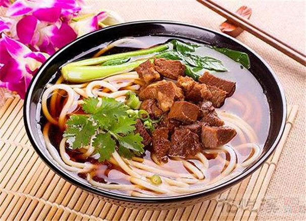 花悅溪牛肉米線加盟讓廚師失業啦！